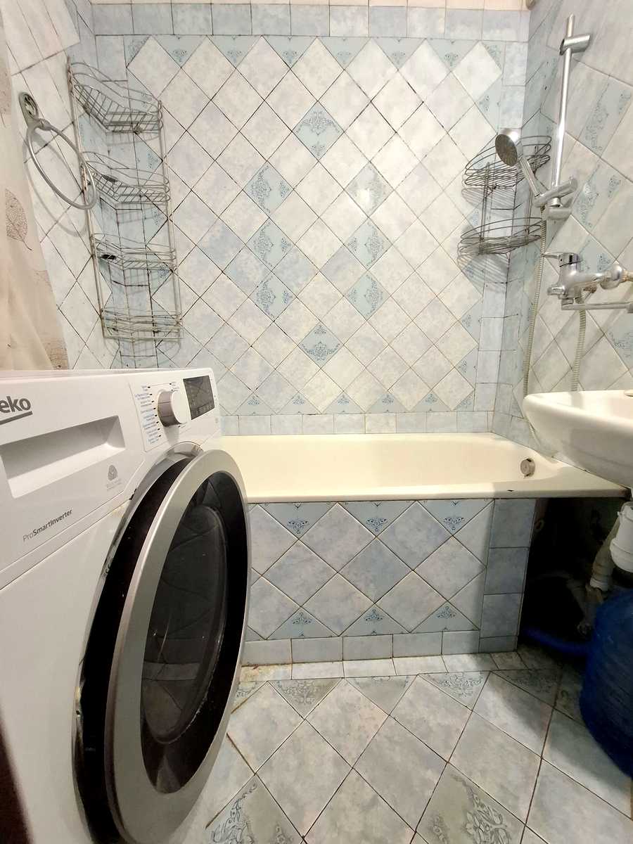 1860107492320018