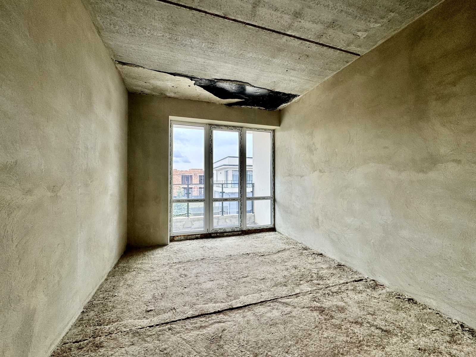 1860167651209093