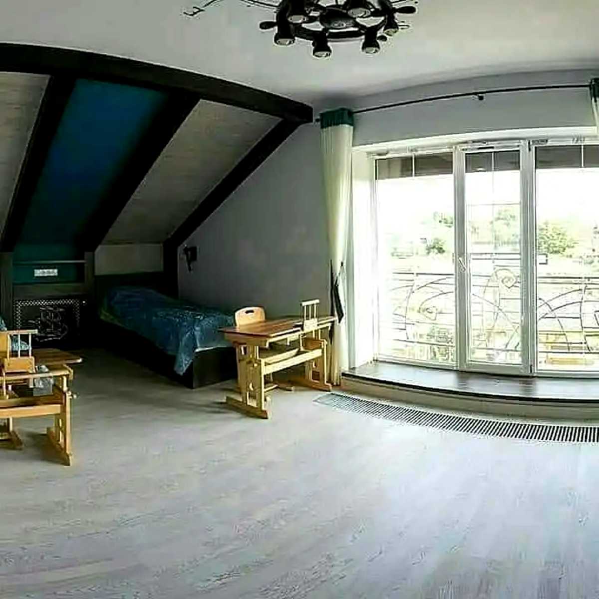 1860168885208144