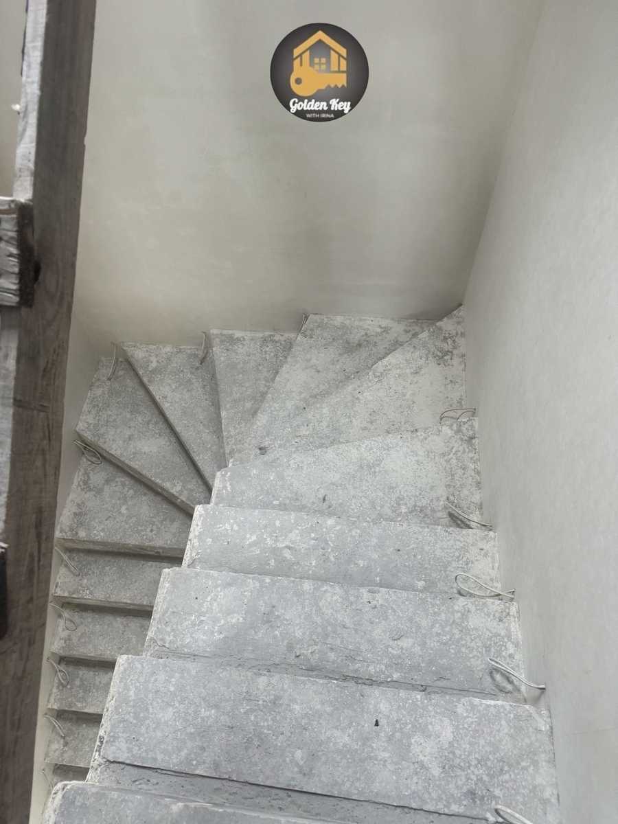 1860184494830363