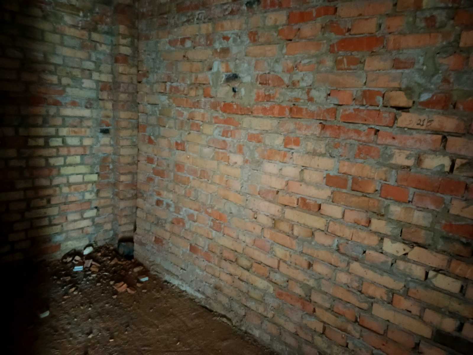 1860186440193080