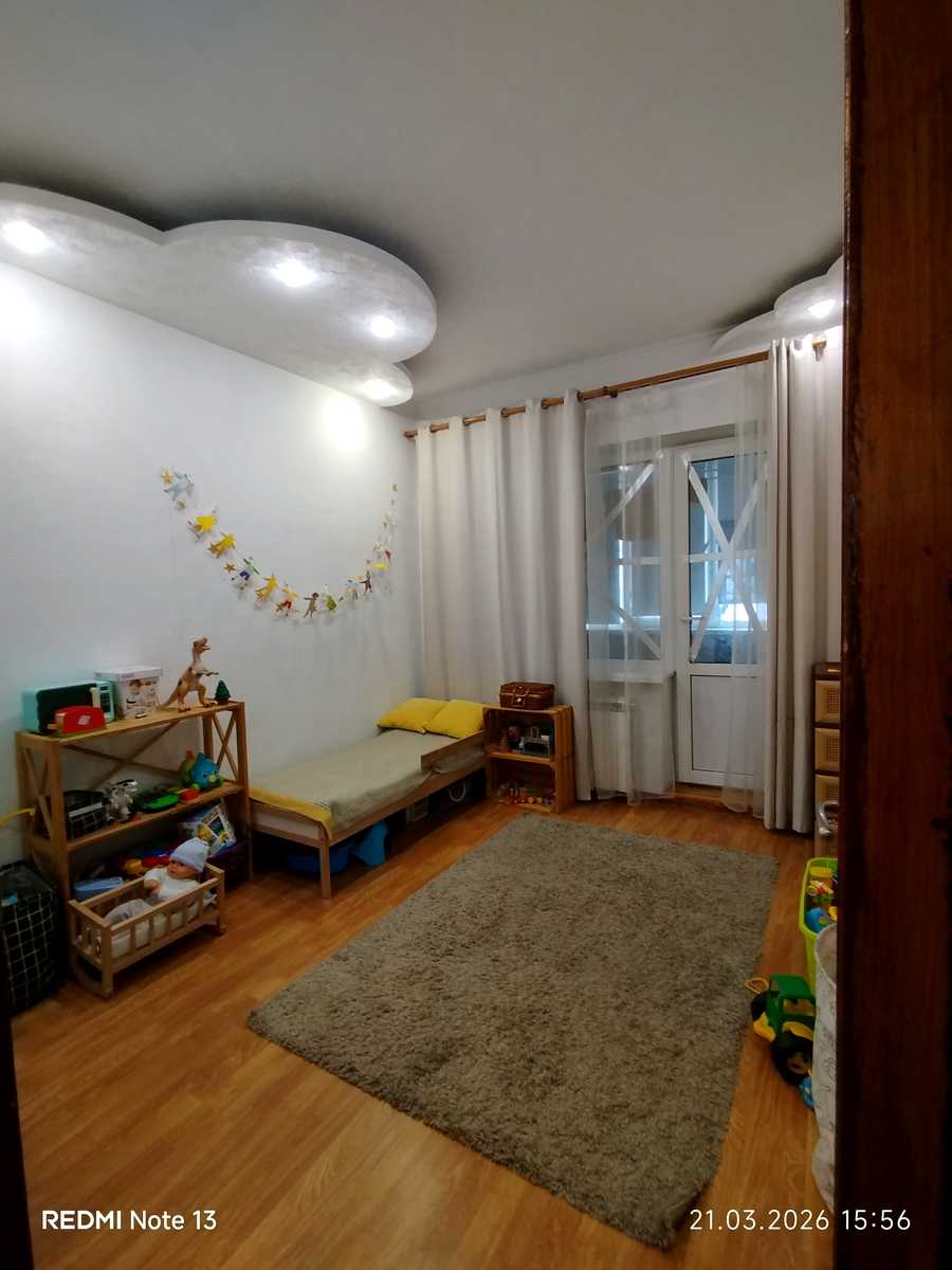 1860293932686375
