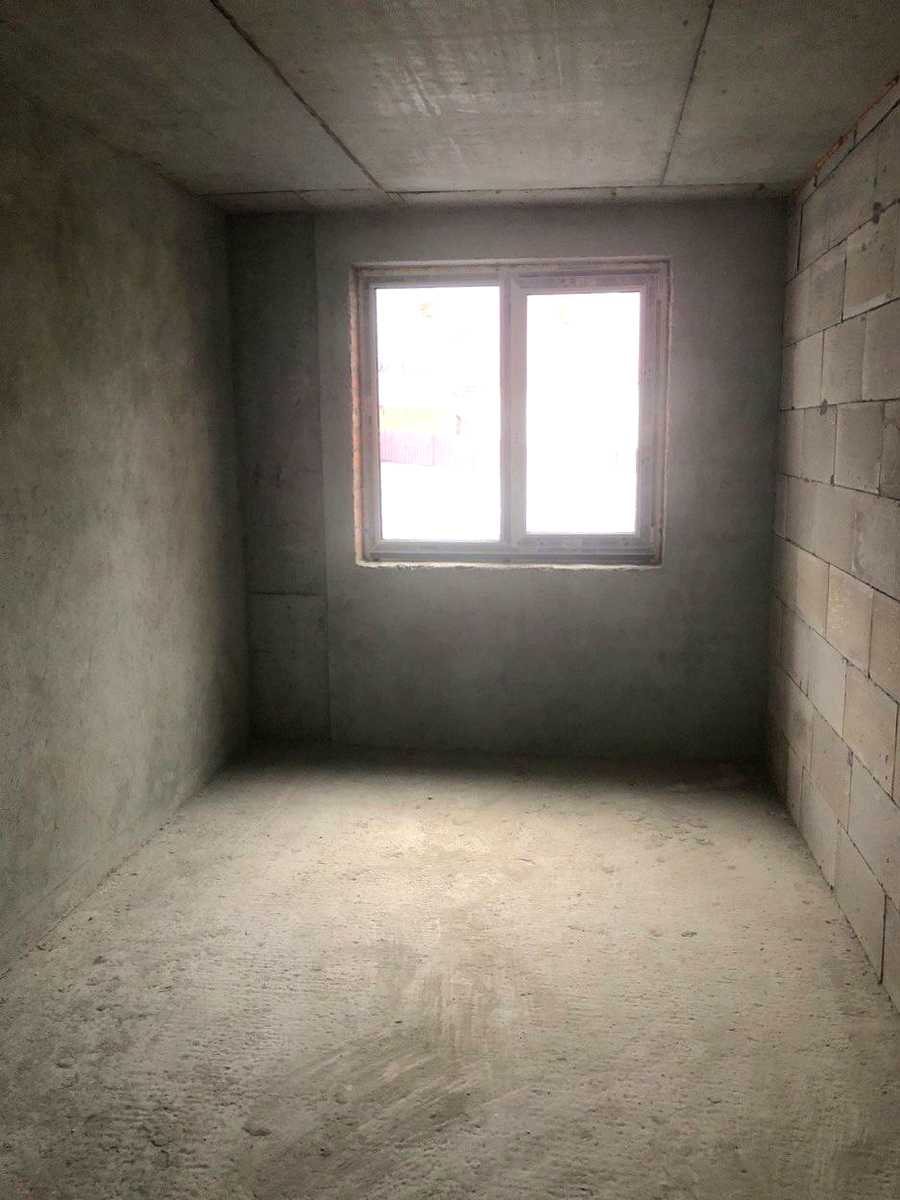 1860311243562182