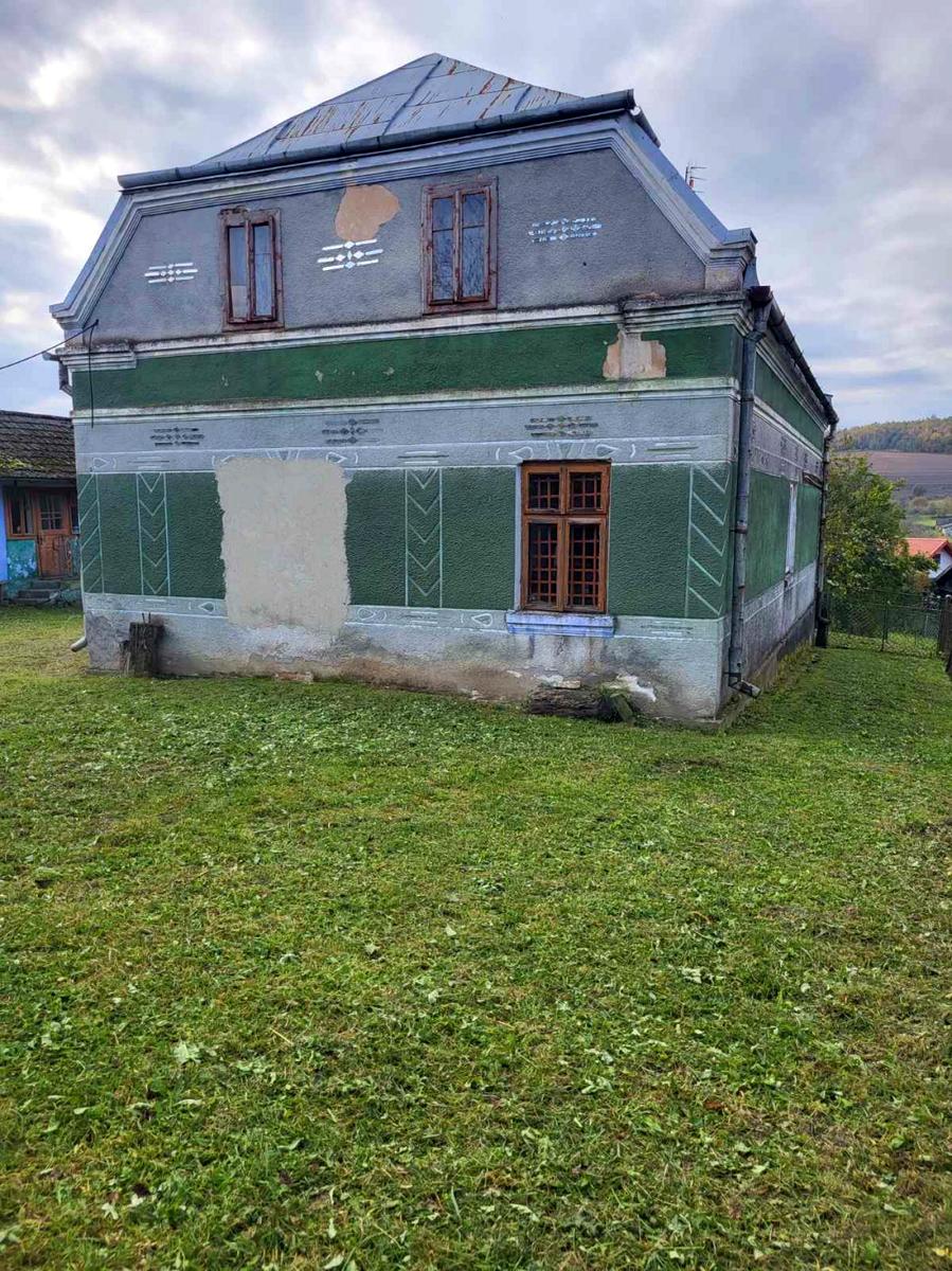 1860388237207216