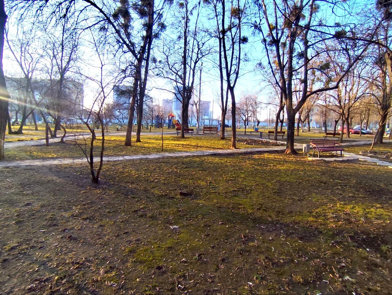 1860388658502416