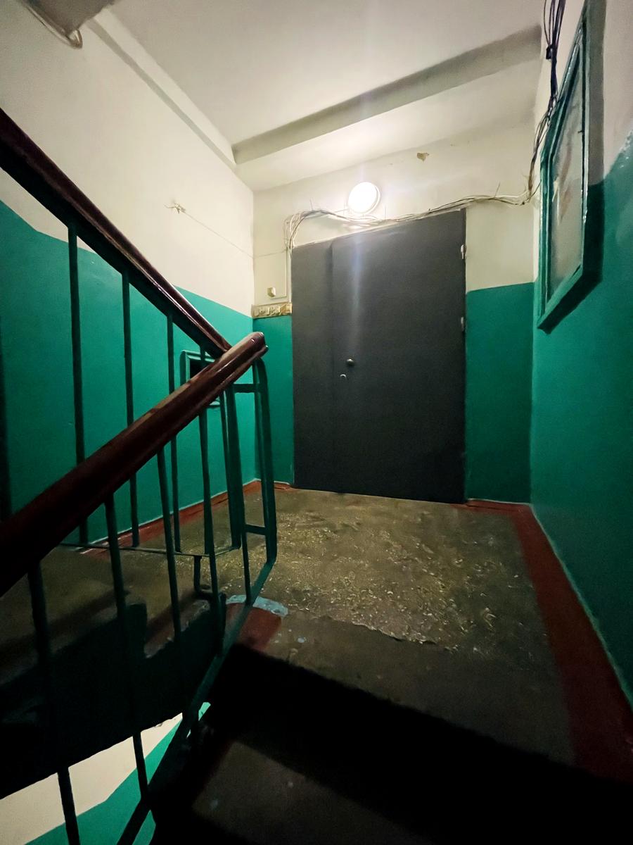 1860399857836158