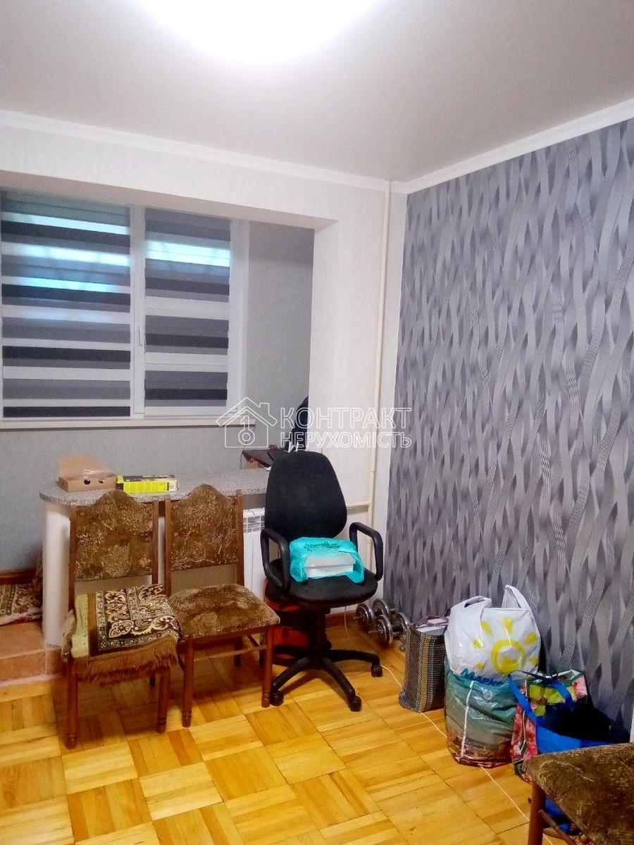 1860400942220985