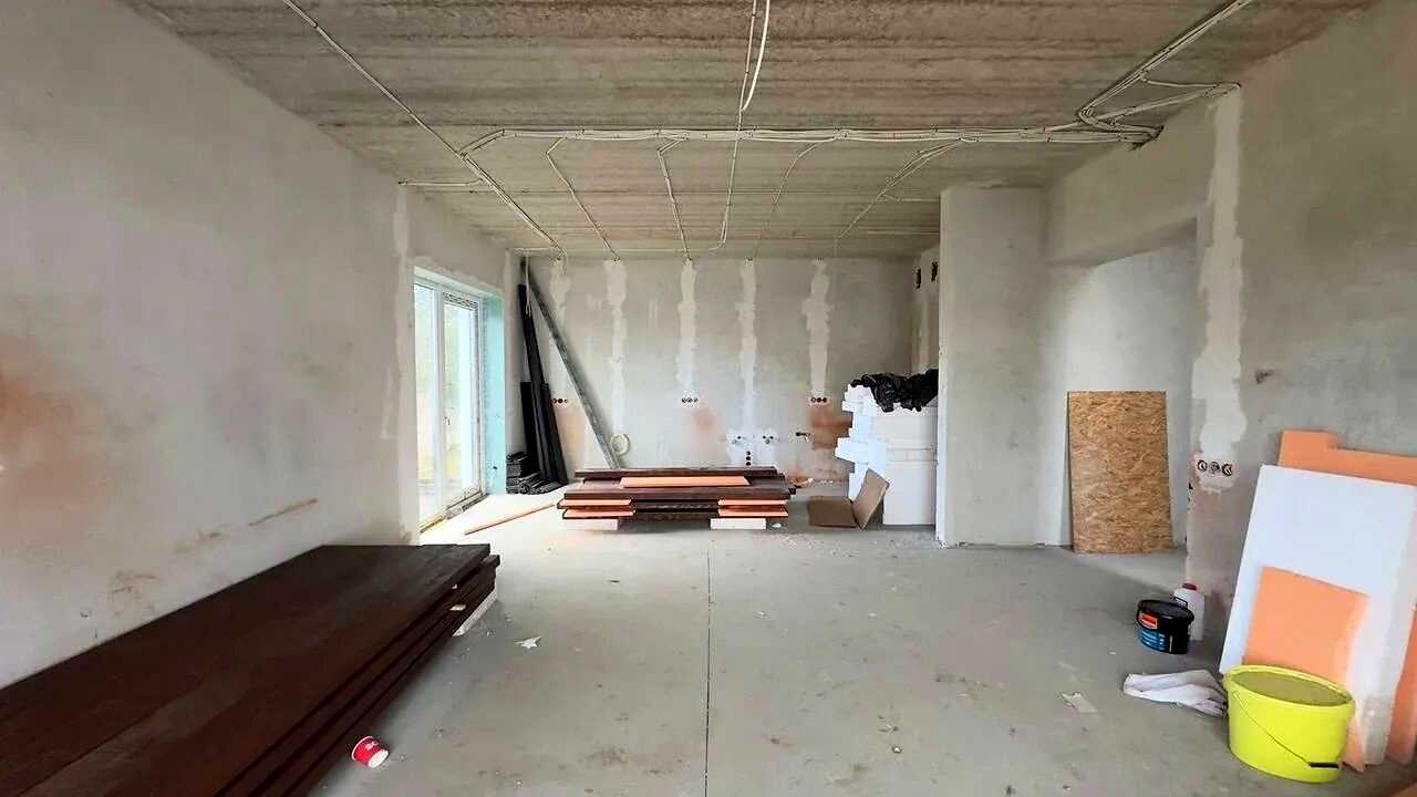 1860403974712350
