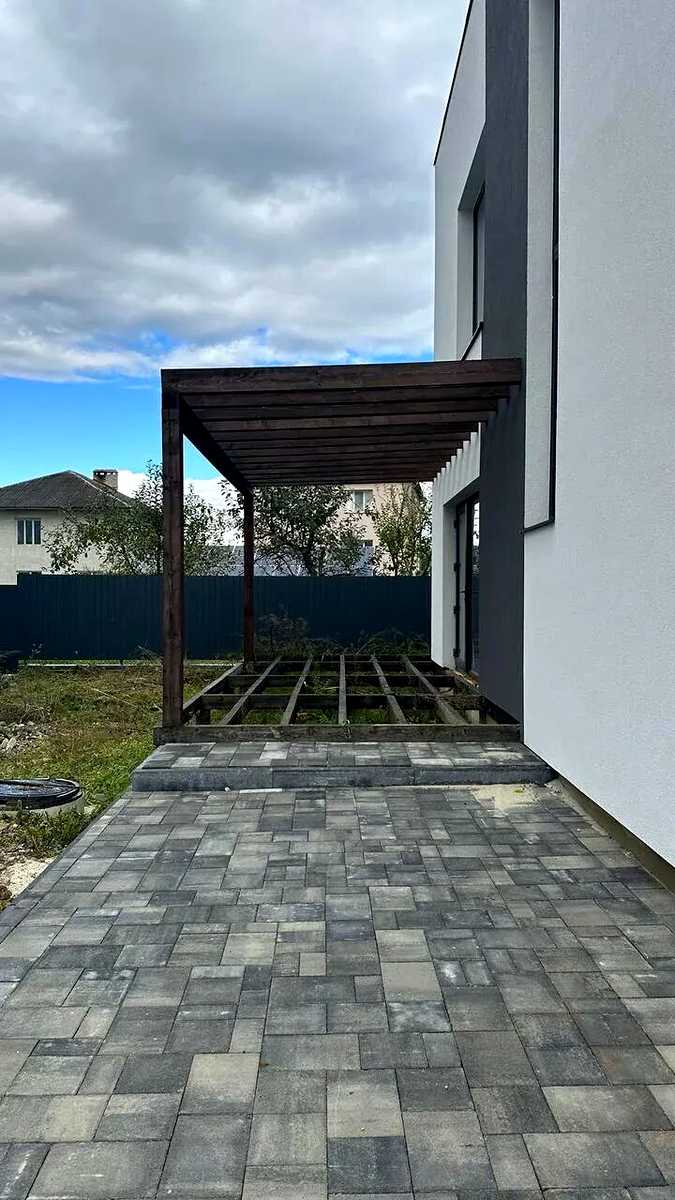 1860403975826466