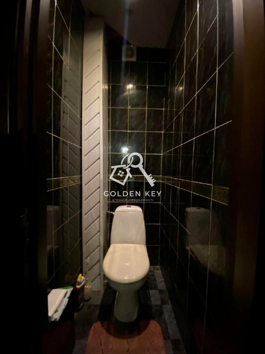 1860443023668309