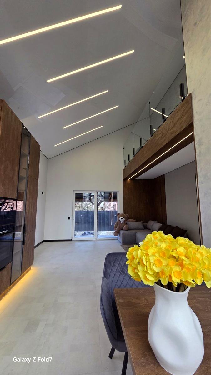 1860444251057789
