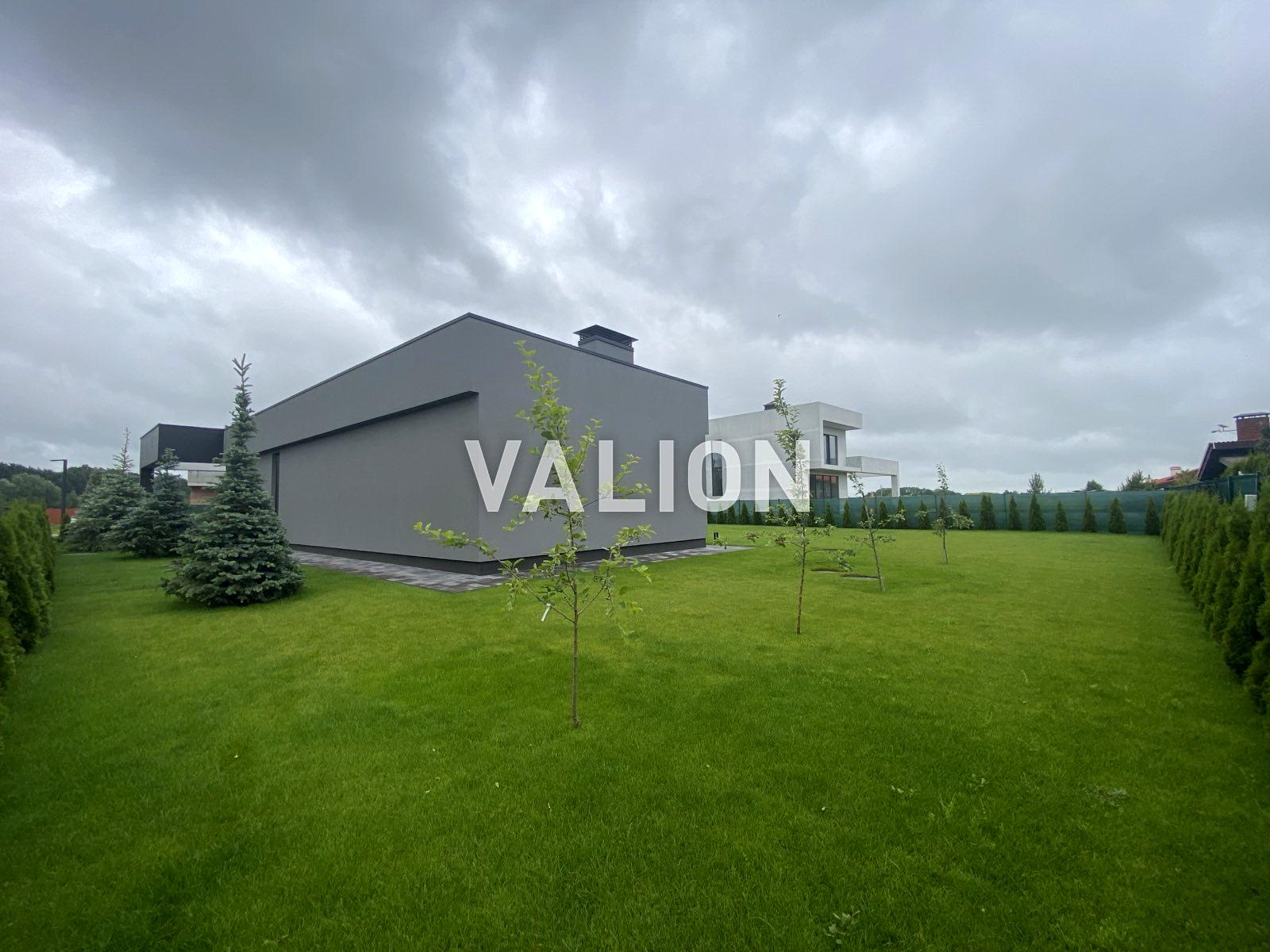 1860447771278893
