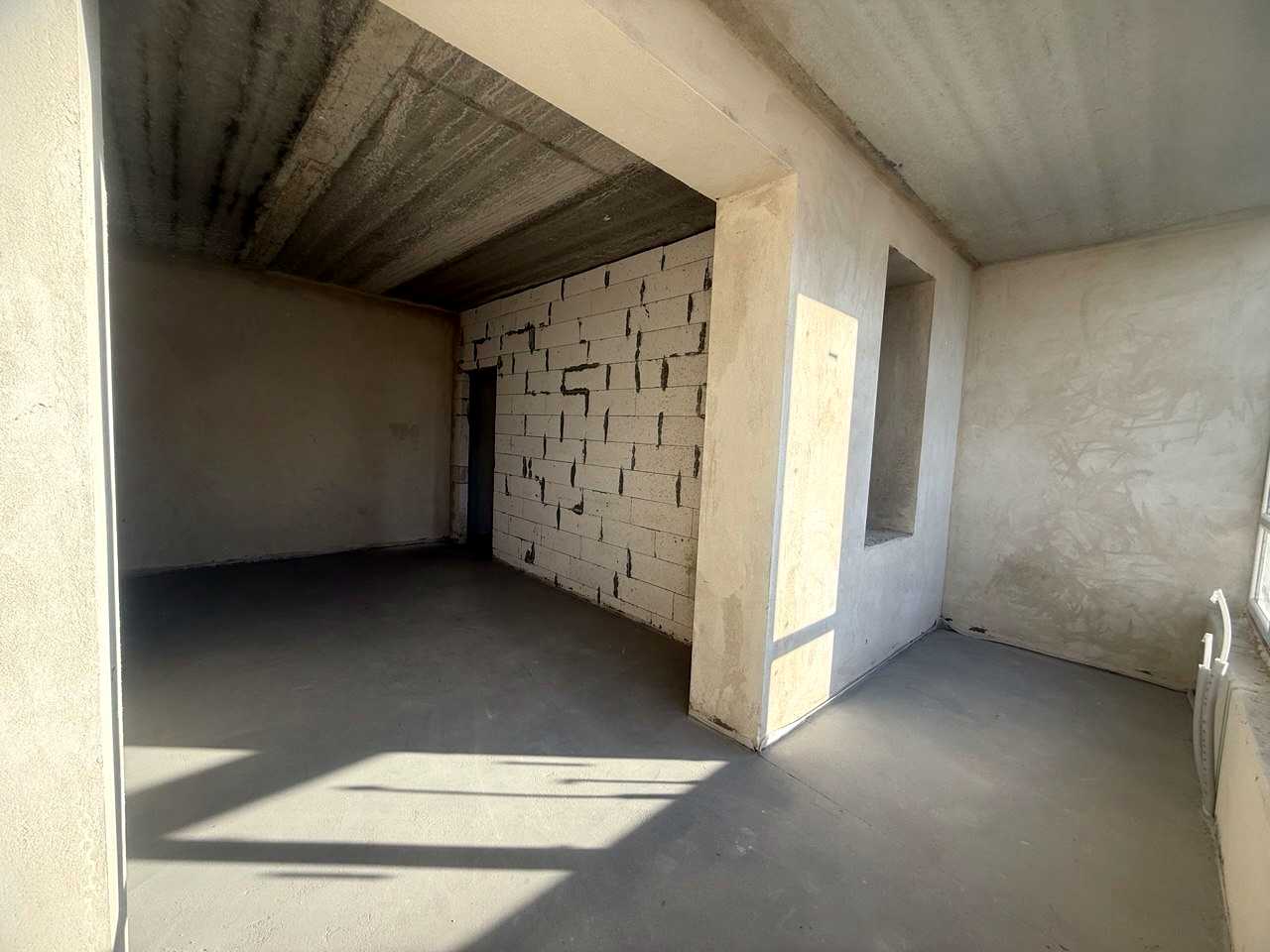1860448294255933