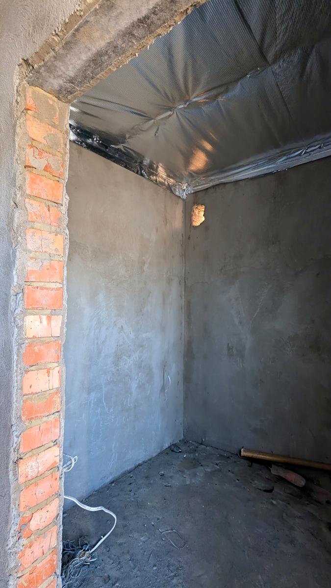 1860448348252679