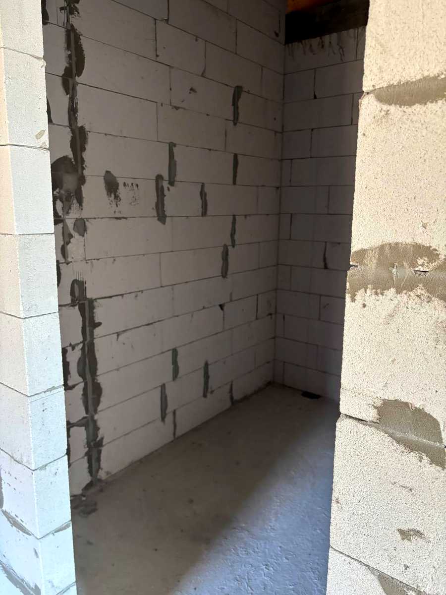 1860448483987803