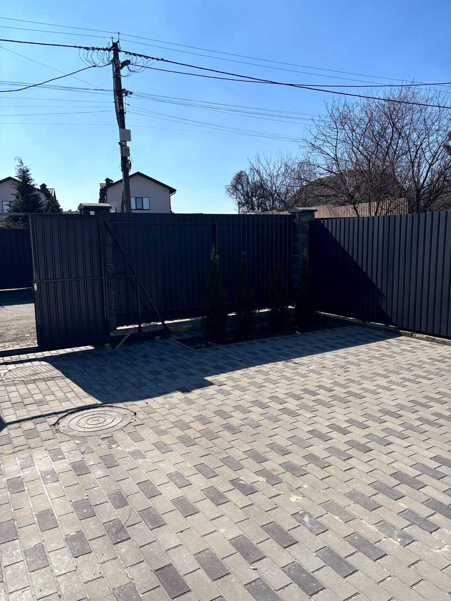 1860448487603725