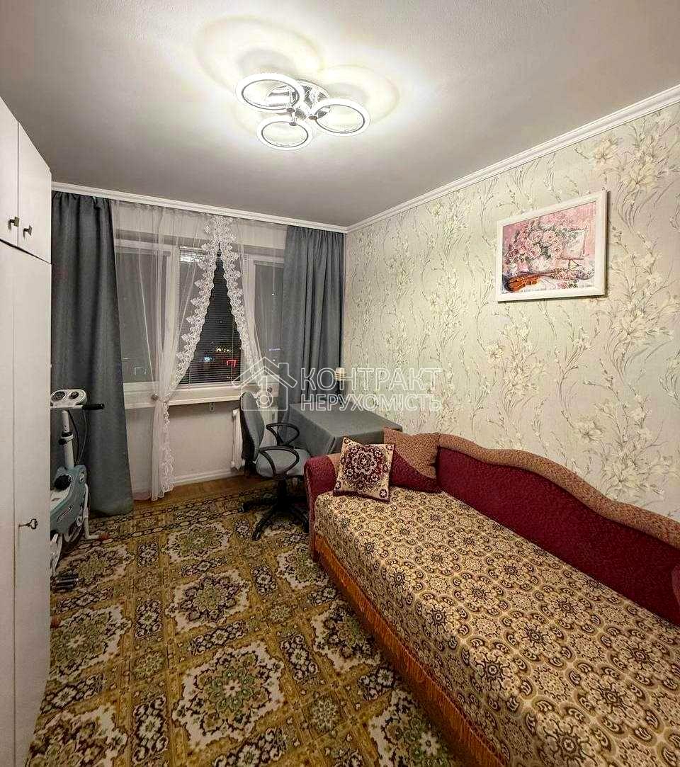 1860452832767583