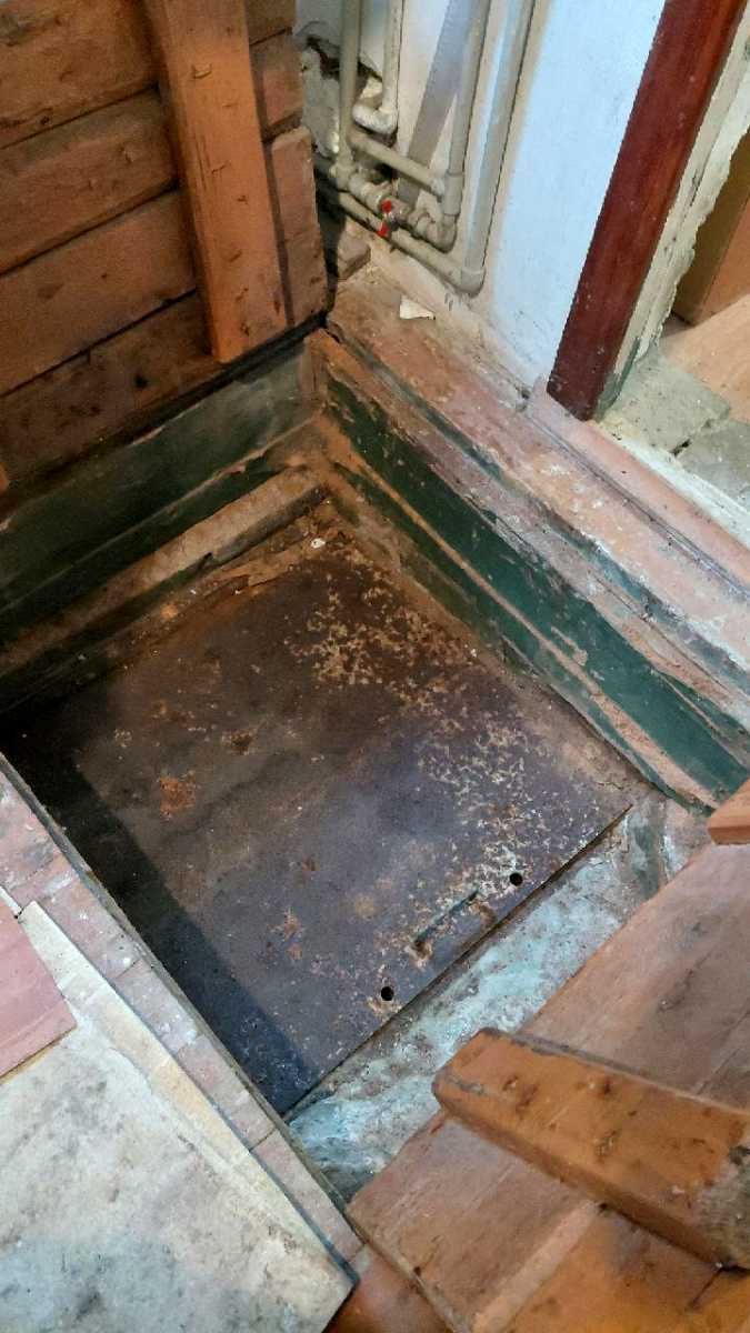 1860454193027654