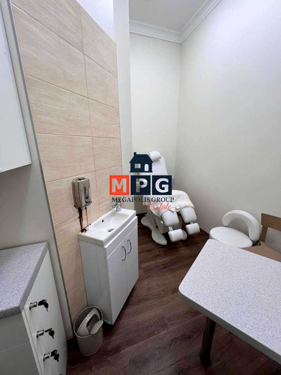 1860455337845818.jpg