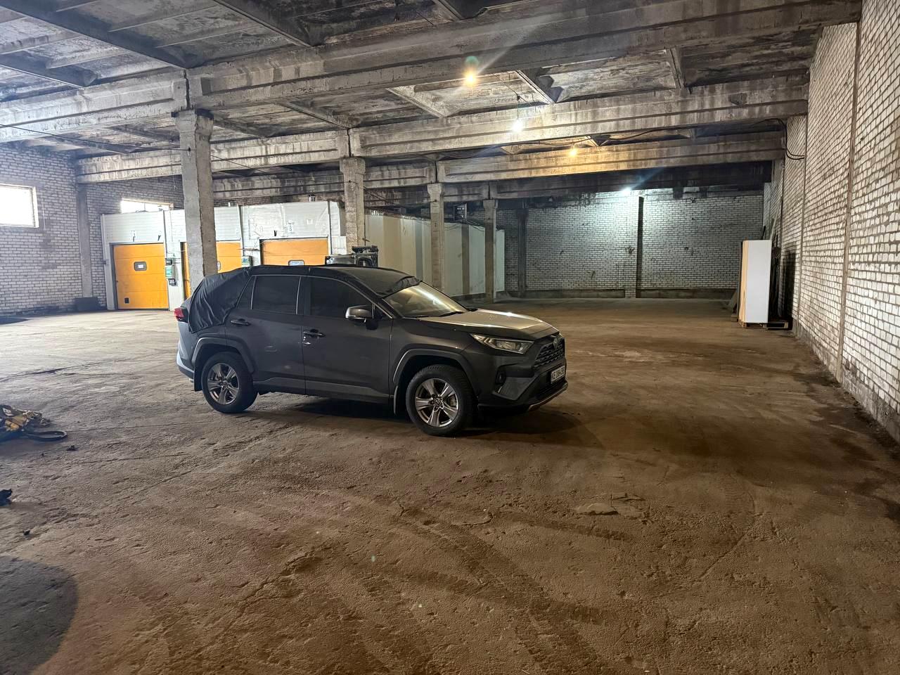 1860458048195808
