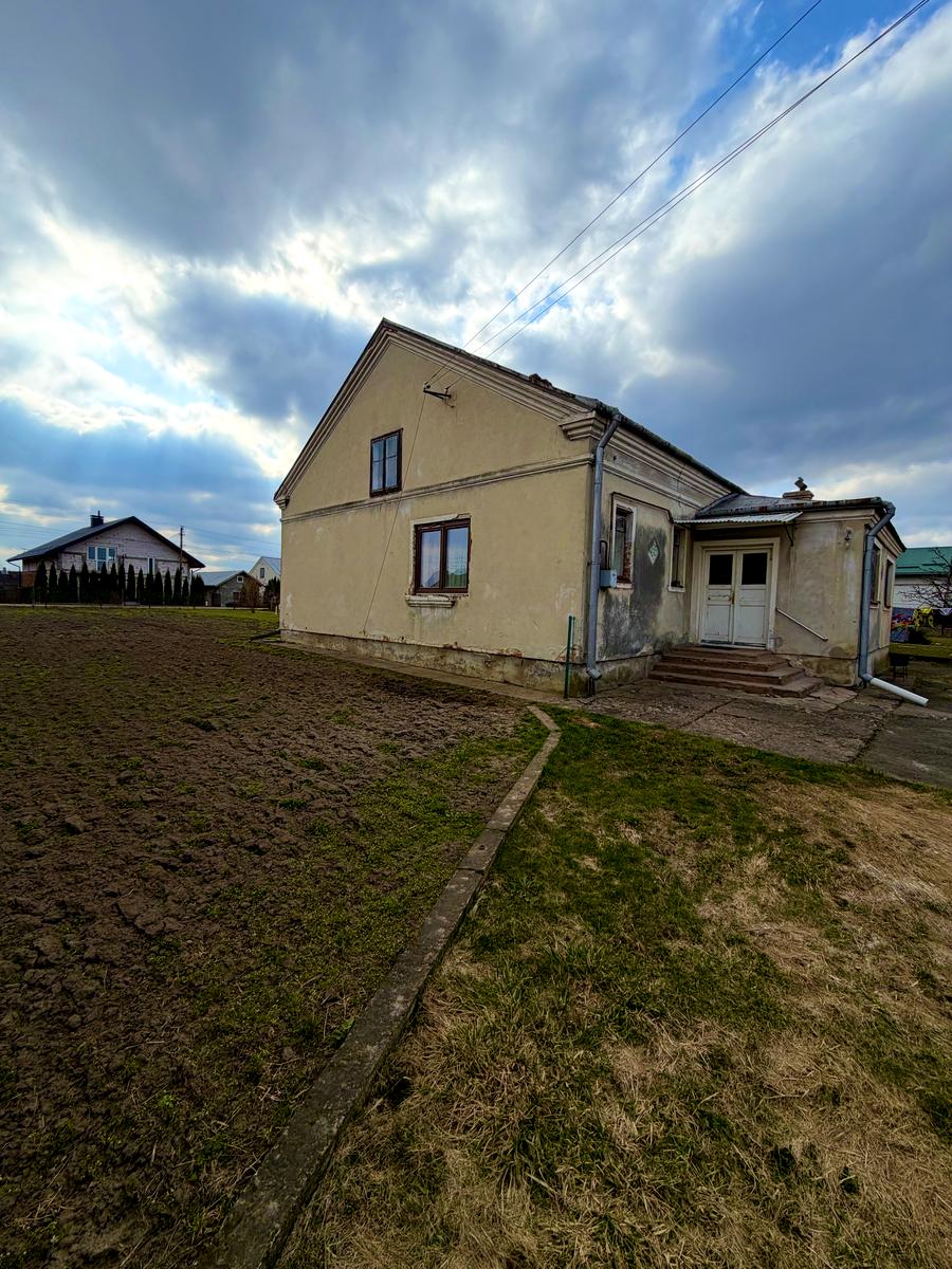 1860464388898499