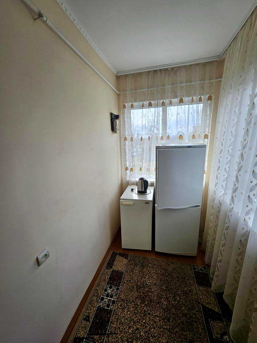 1860473881608648