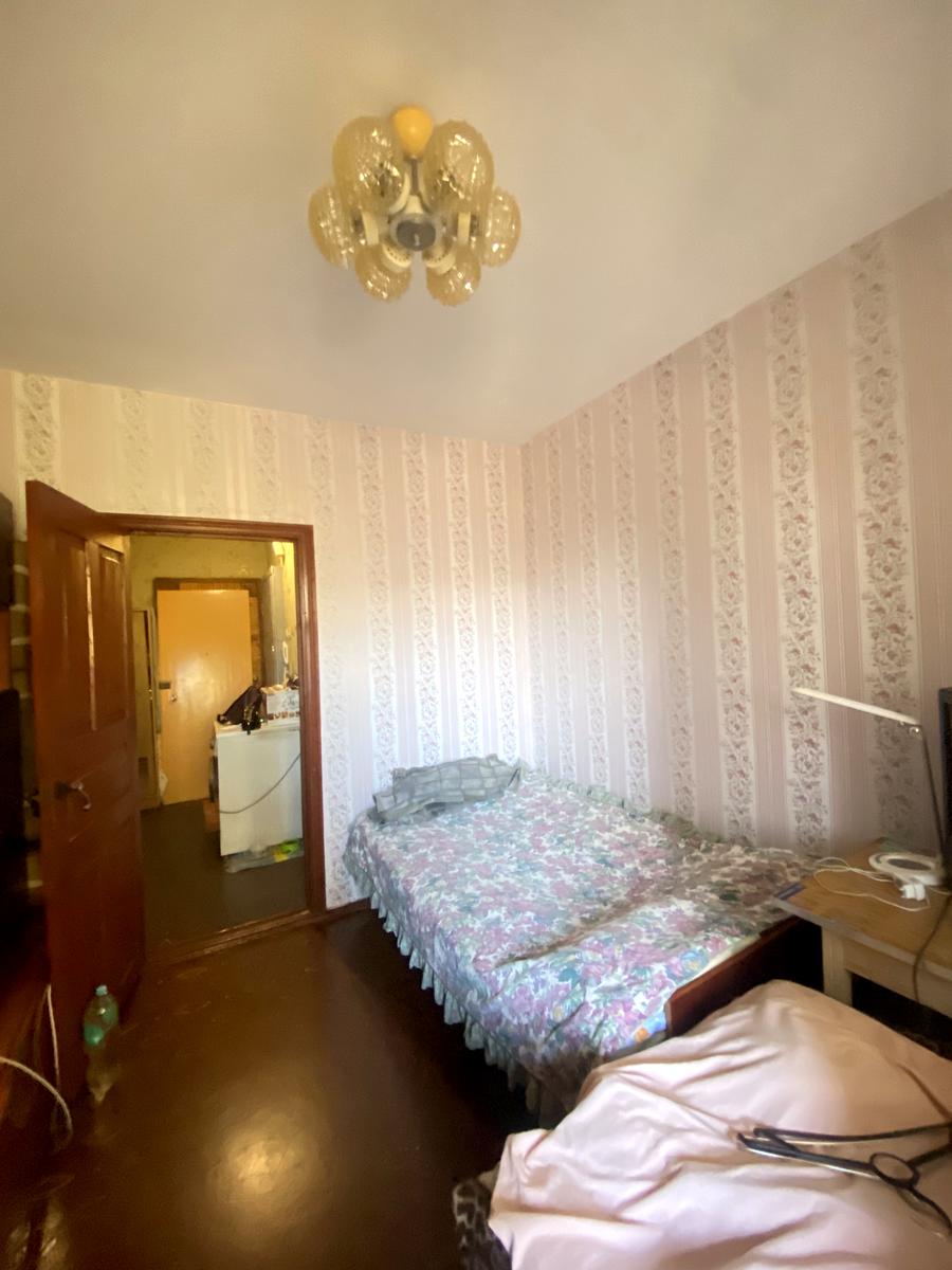 1860474549443057