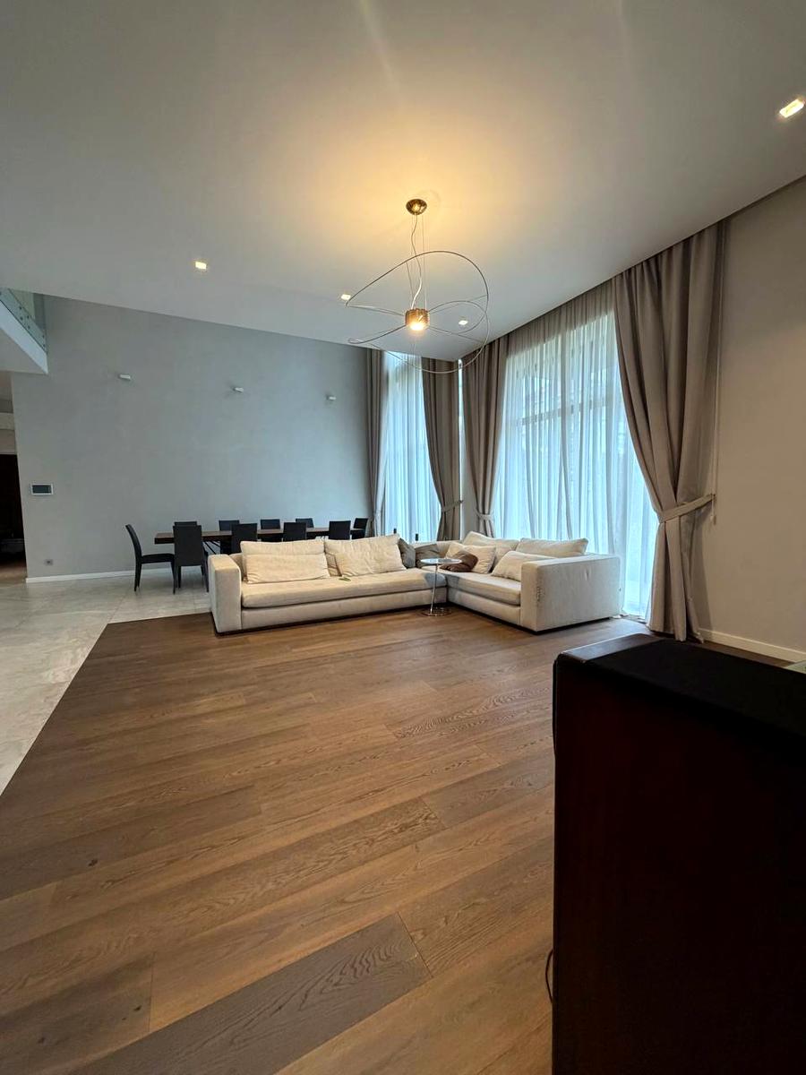 1860532698327016