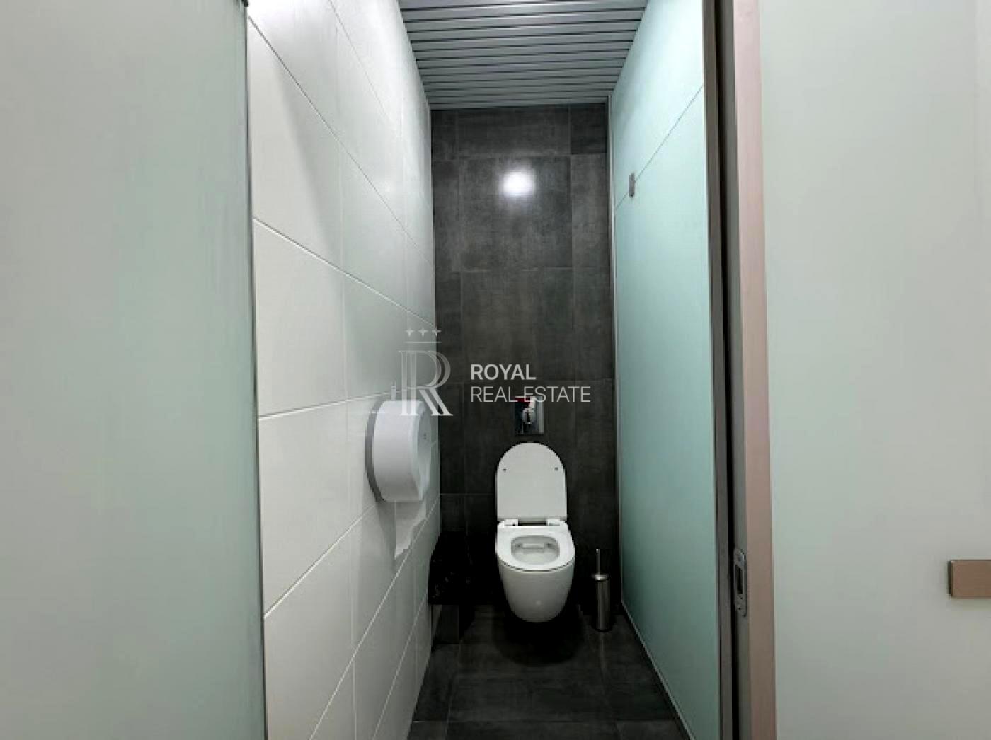 1860533147980582