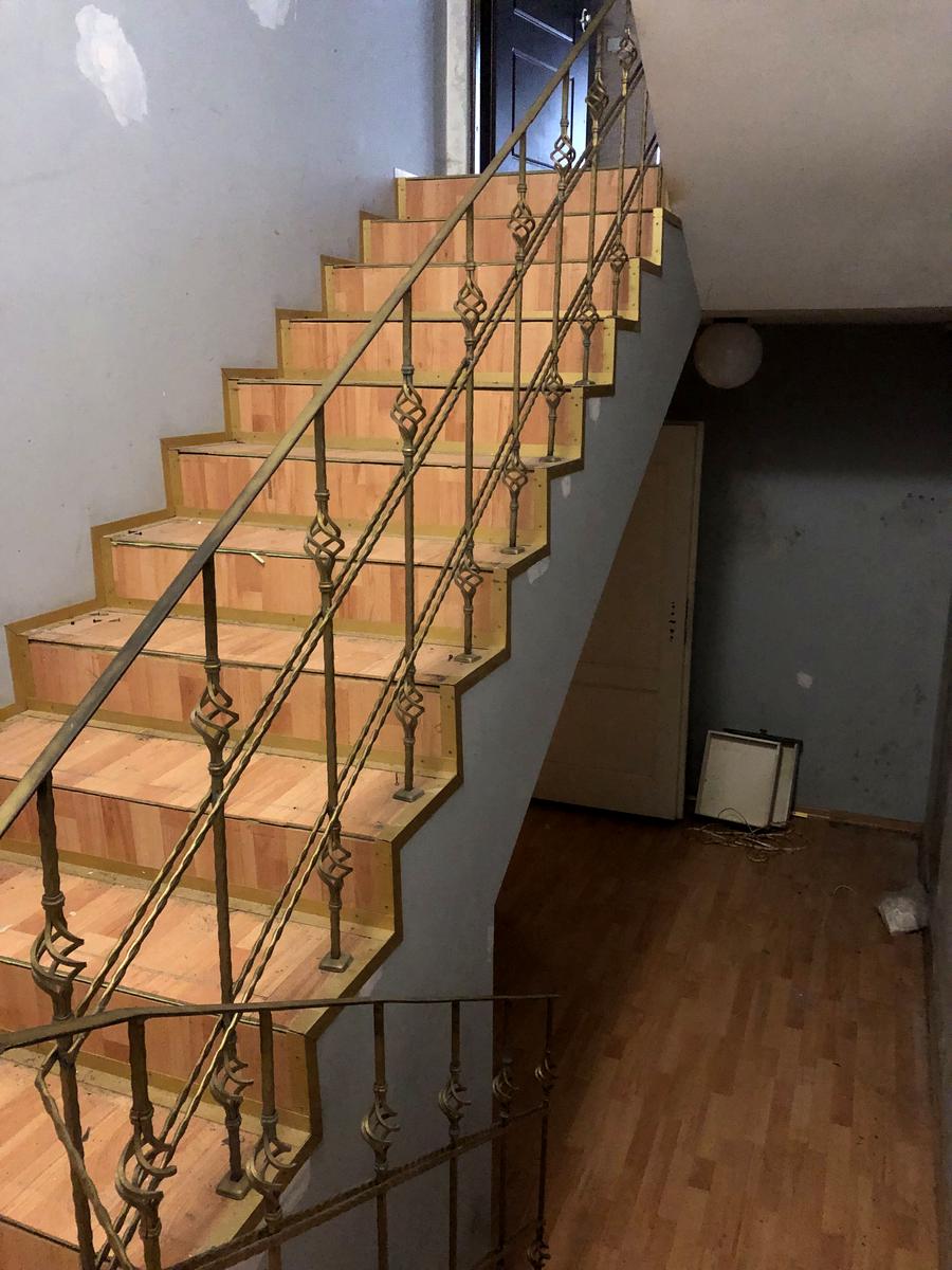 1860537204477275