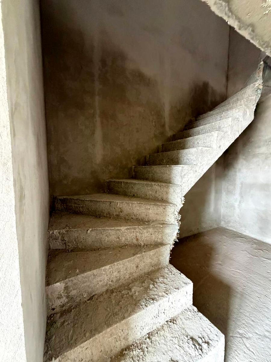 1860541938175487
