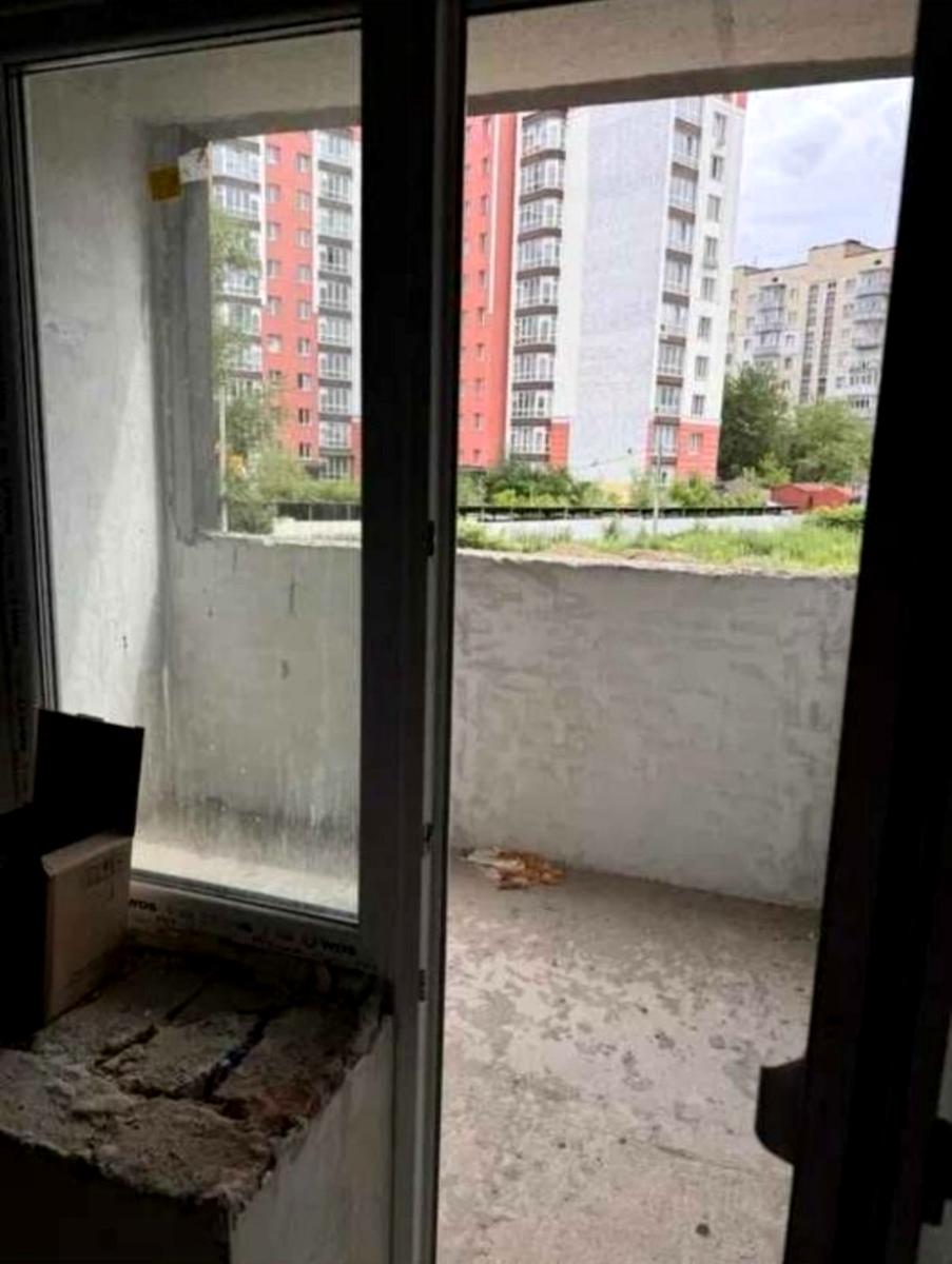1860542177431412