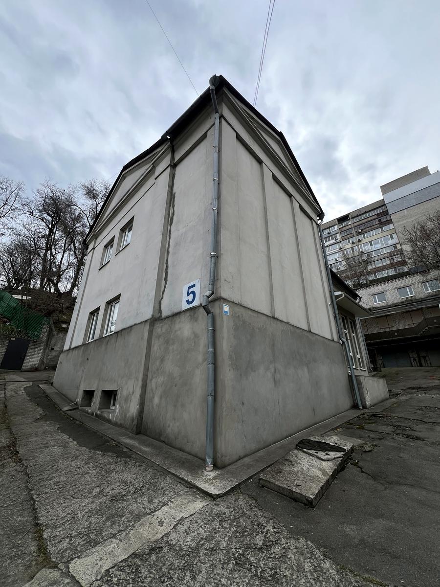 1860542210397407