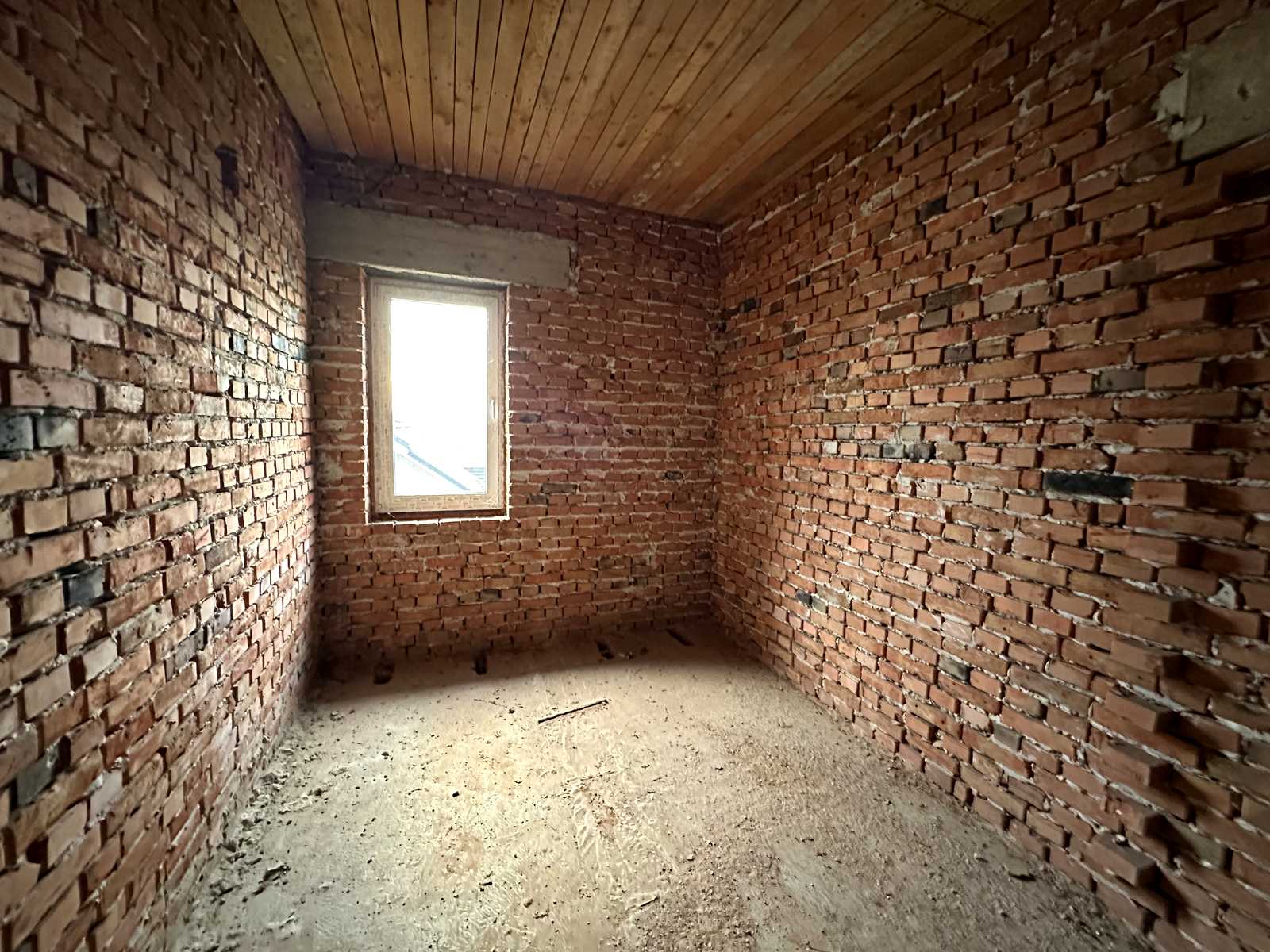 1860548643026694