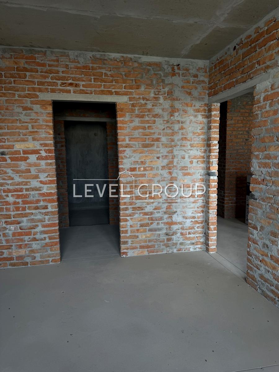 1860632654716284