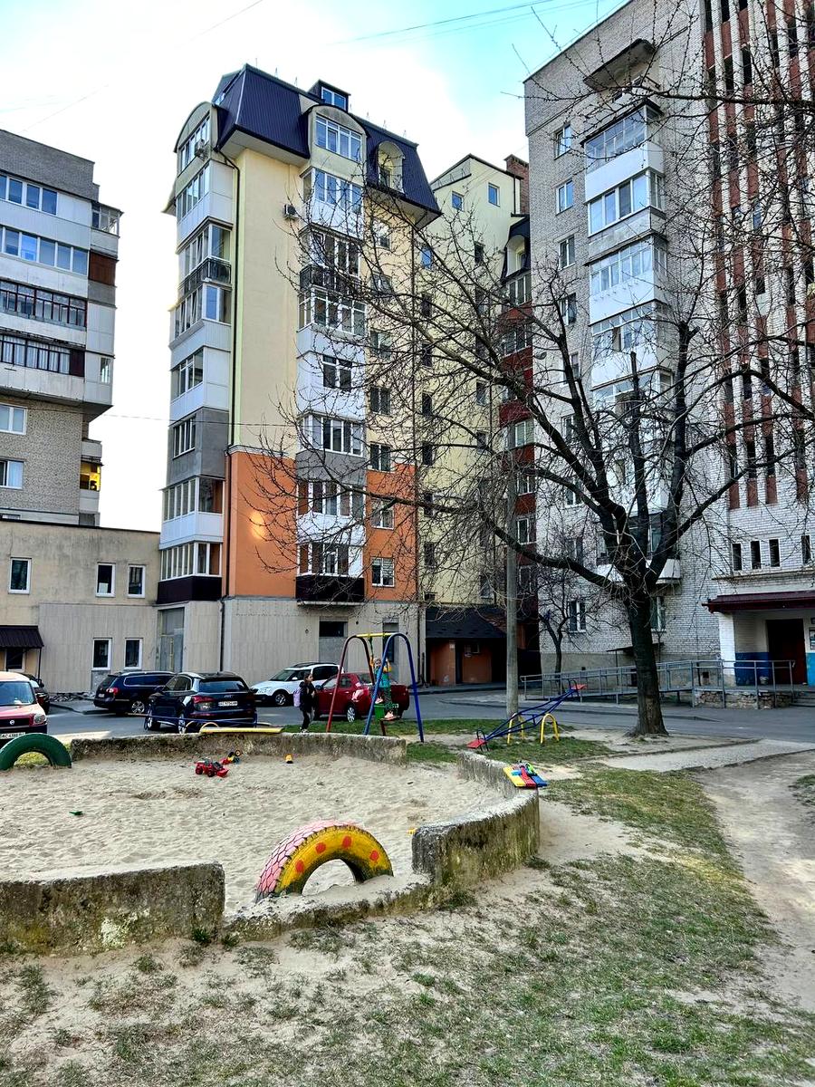 1860645278622461