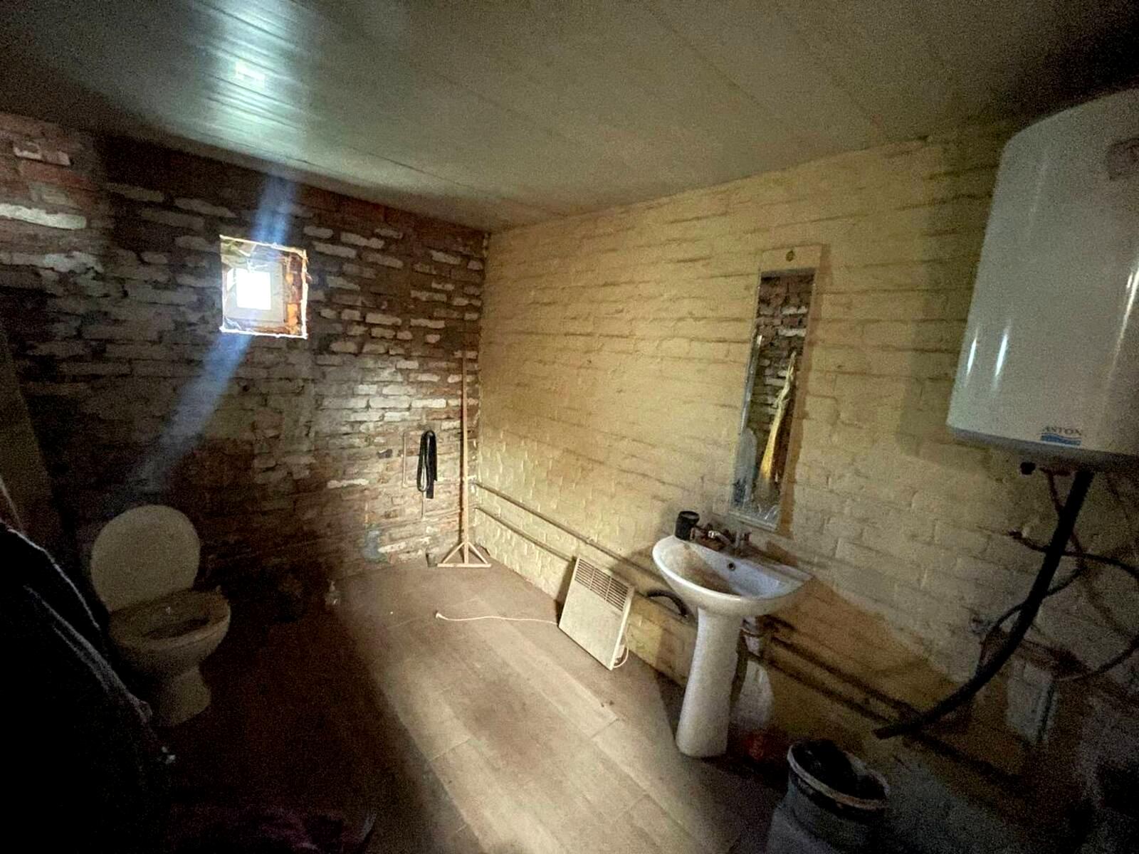 1860646032919778