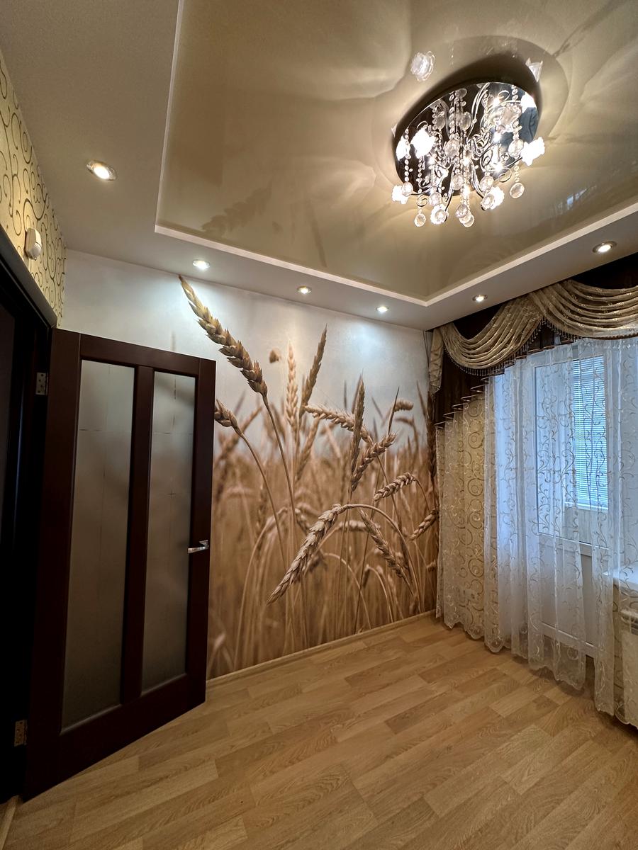 1860663437468592