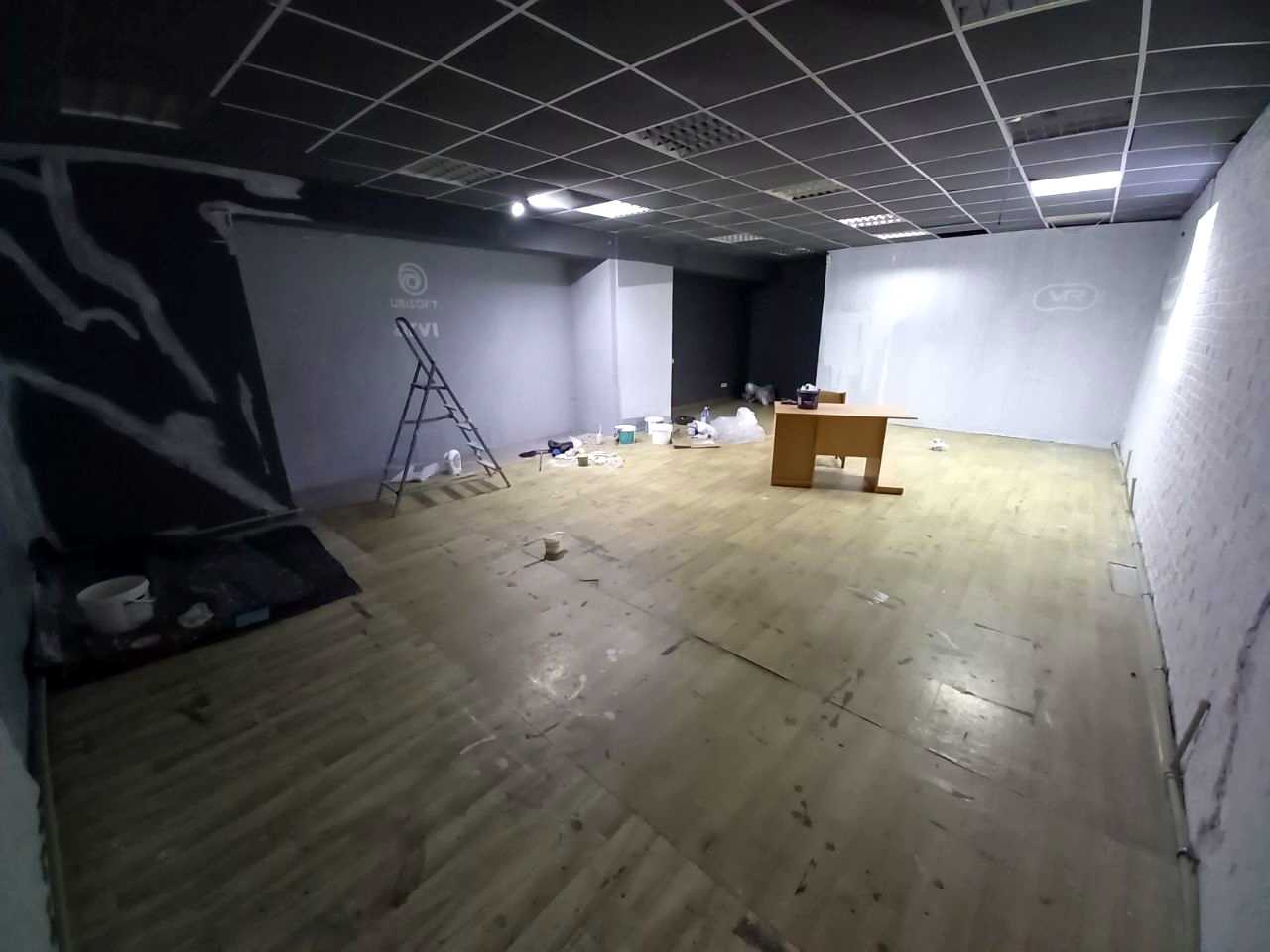 1860671797590175