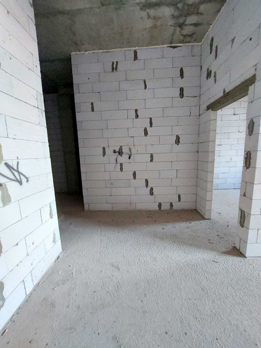 1860673909711575