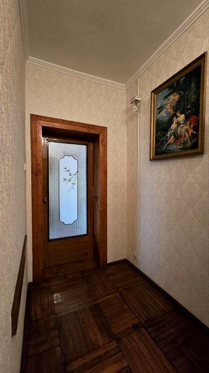 1860732679821632