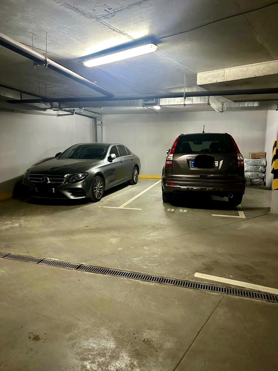 1860739334951713