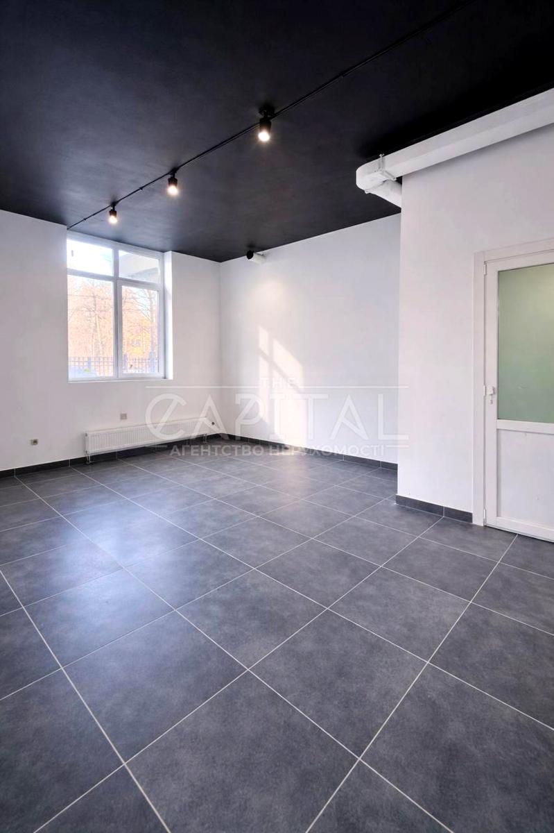 1860740935038410