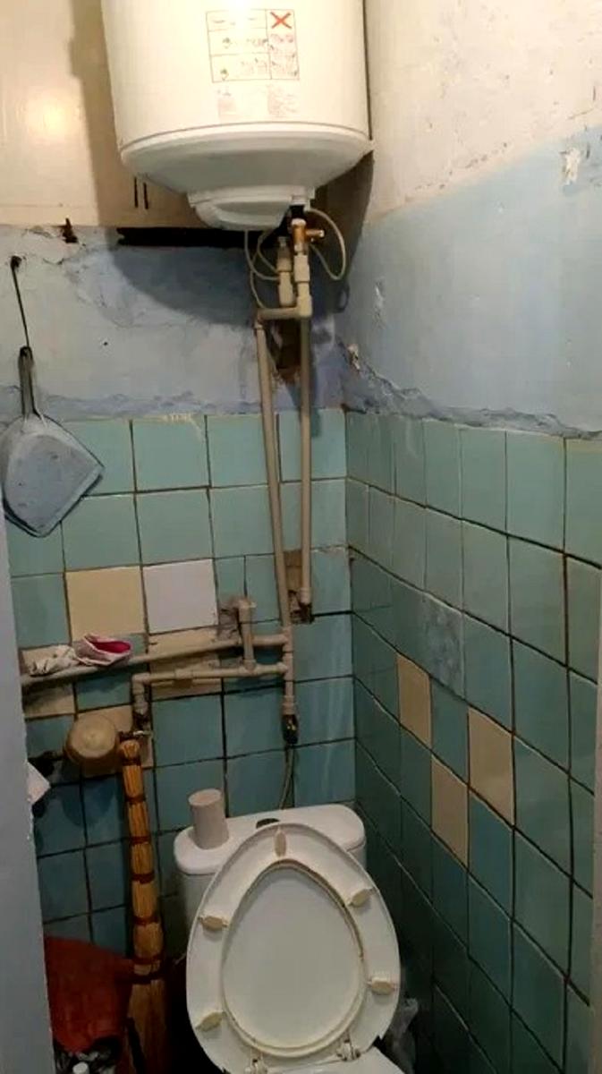 1860802162813561