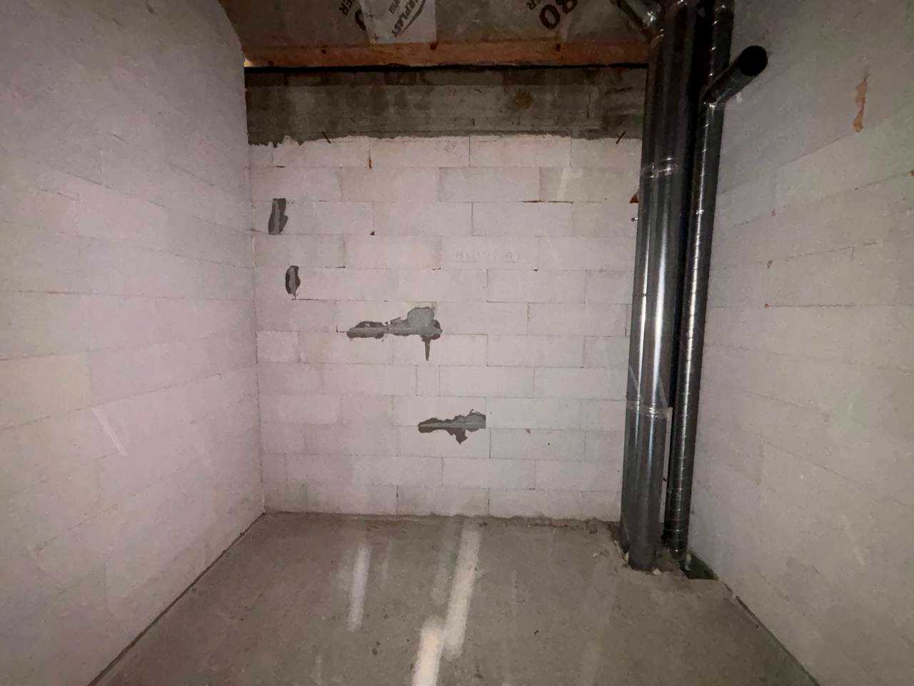 1860803828417547