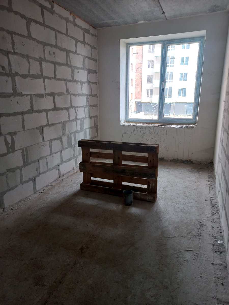 1860825951047520