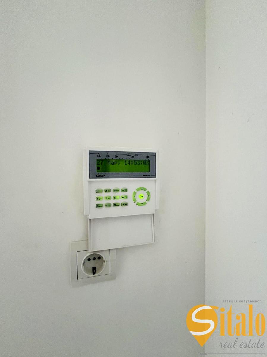 1860827768743265