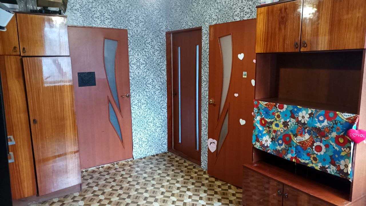 1860897868354372