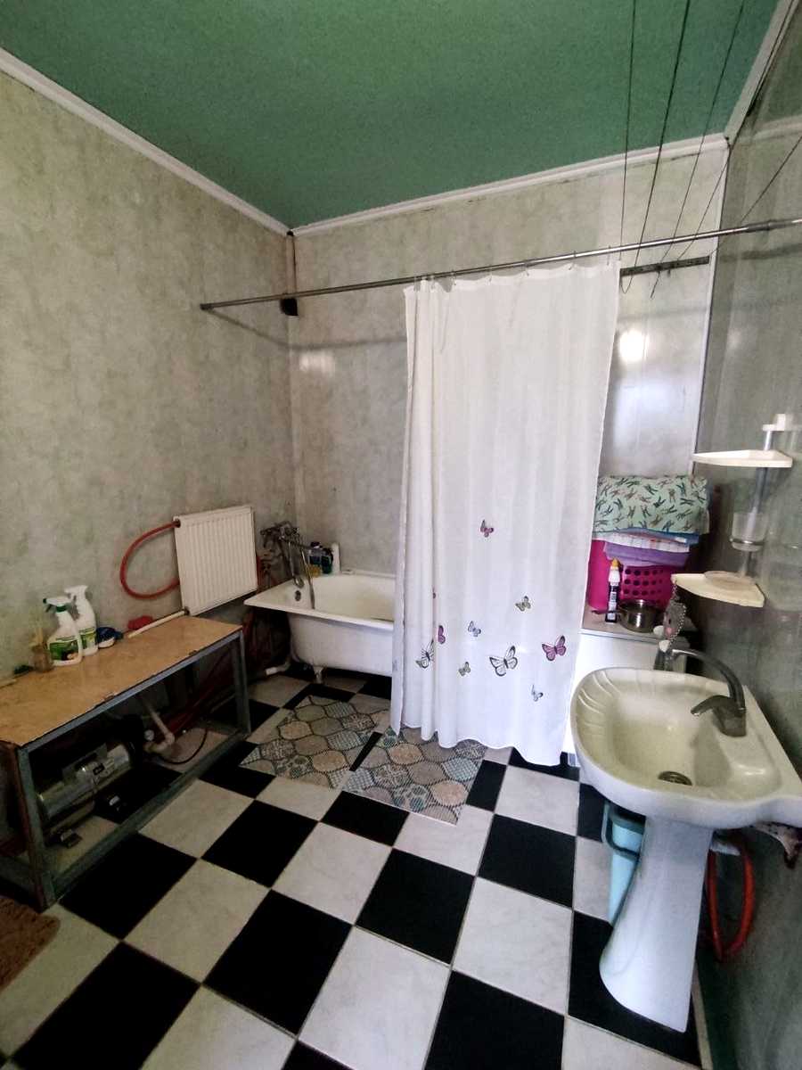 1860897905772775
