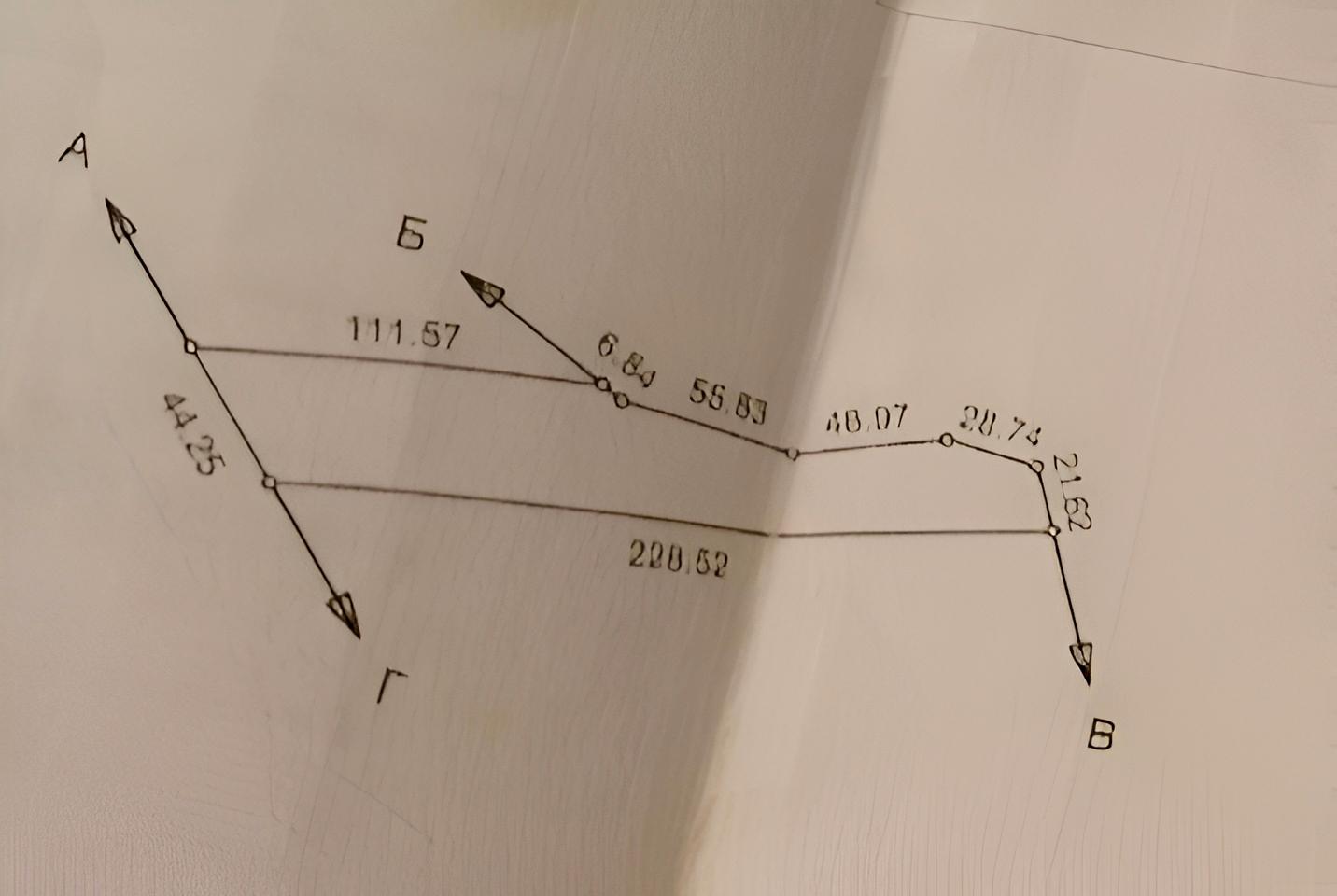 1860899461550945